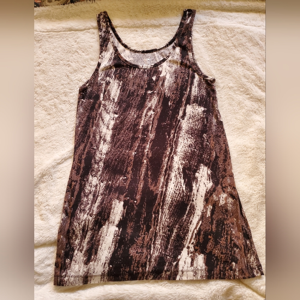 Women's tank style top